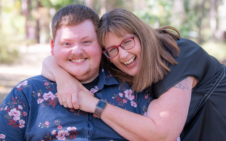Angus and Tracy Hollington